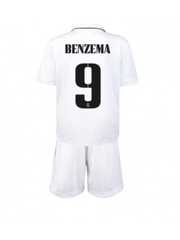 Real Madrid Karim Benzema #9 Heimtrikotsatz für Kinder 2022-23 Kurzarm (+ Kurze Hosen)